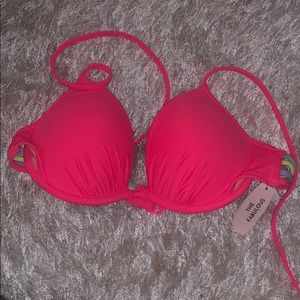 victoria’s secret super cute bathing suit!